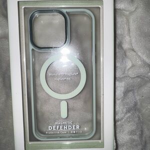 iPhone 15 Pro Max Magnetic Defender Protective Case - Sage green